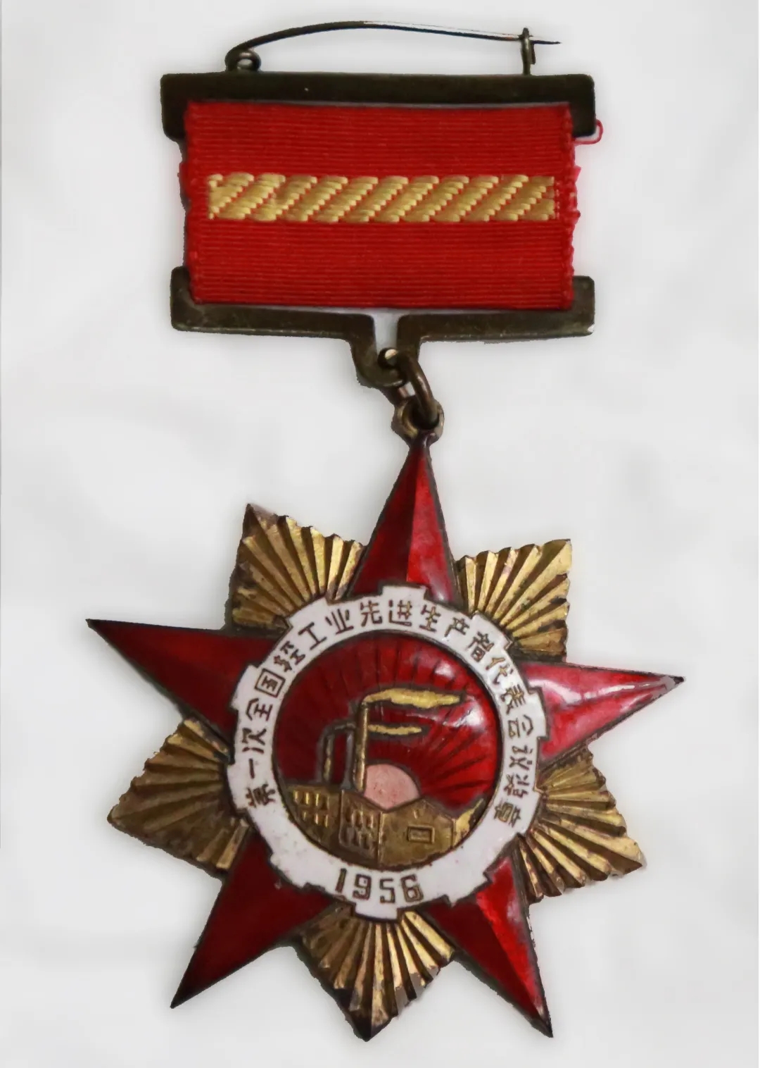 ��ĩ�߷�������ģ����������������ҩ�������ο�ʺ�ů�ģ����� ����ɽ�ط�365Ϊ�����Ͷ�ģ�����ط�365���칤�˴�������������´�ף��