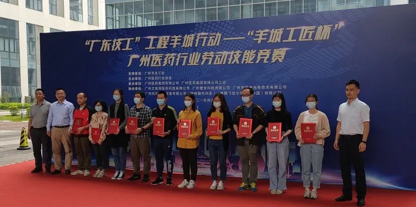 ϲѶ | ����ɽ�ط�365��˾̷��ξ�����˻���ǹ��������ǻ�֮�ǡ��ƺ�