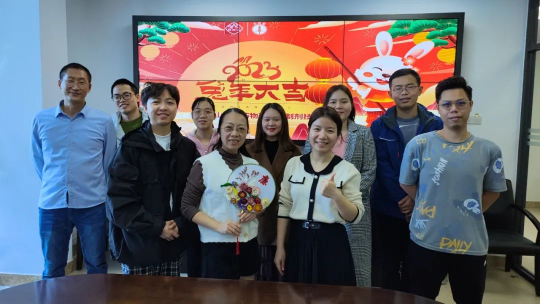 ����ɽ�ط�365��˾���С�����ӭԪ�� ���Ȼ�����������