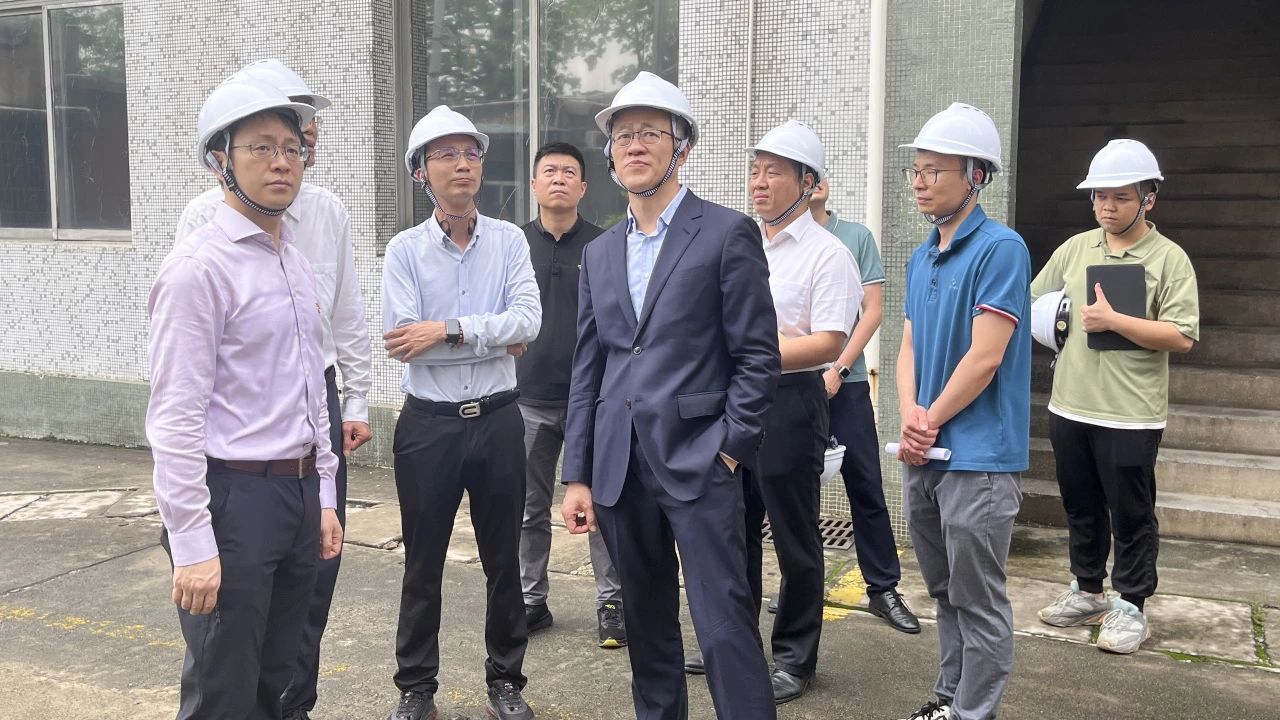 ����һ����ǰ��������ҩ���ŵ�ί����ǡ������³�����˾��������ӵ�����ɽ�ط�365��˾��չ�徲�������